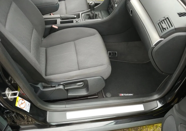 Audi A4 cena 23900 przebieg: 179309, rok produkcji 2007 z Radom małe 596